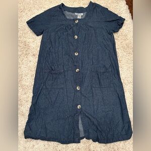 Anthony Richards 100% cotton faux denim button down dress with short sleeves.
